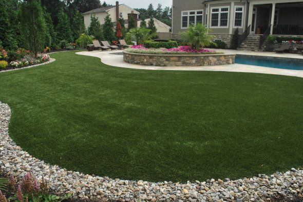 Artificial grass lawn in Austin